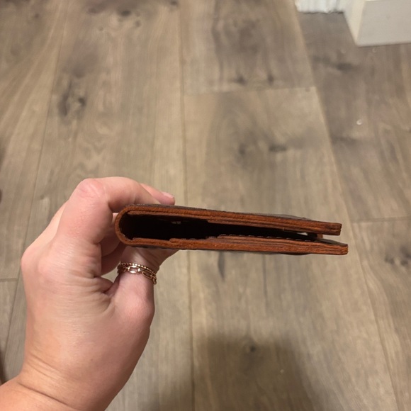 Portland Leather Goods Dark Brown Leather Wallet - Picture 6 of 9